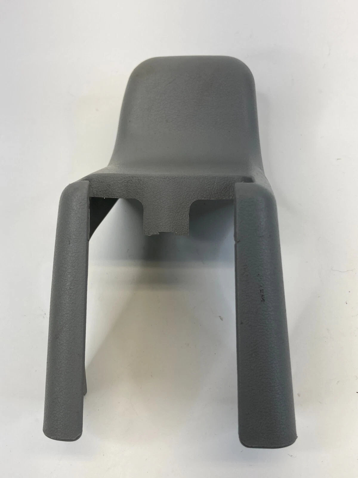 07-11 TOYOTA CAMRY FRONT LEFT OUTER SEAT RAIL TRACK END COVER TRIM 72138-06030