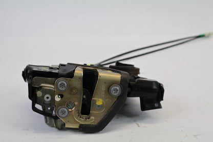 2002-2008 TOYOTA COROLLA 06-10 SIENNA FRONT RIGHT PASSENGER DOOR LOCK LATCH