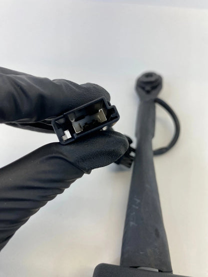 2013-2019 CADILLAC ATS FRONT LEFT DRIVER SIDE SEAT BELT BUCKLE END ASSY OEM