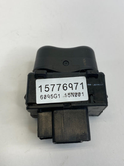 2004 2005 2006 2007 Saturn Vue Heated Heat Seat Button Switch 15776971 OEM