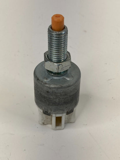 2006 2007 2008 Lexus RX400h Brake Pedal Stop Light Sensor Switch OEM