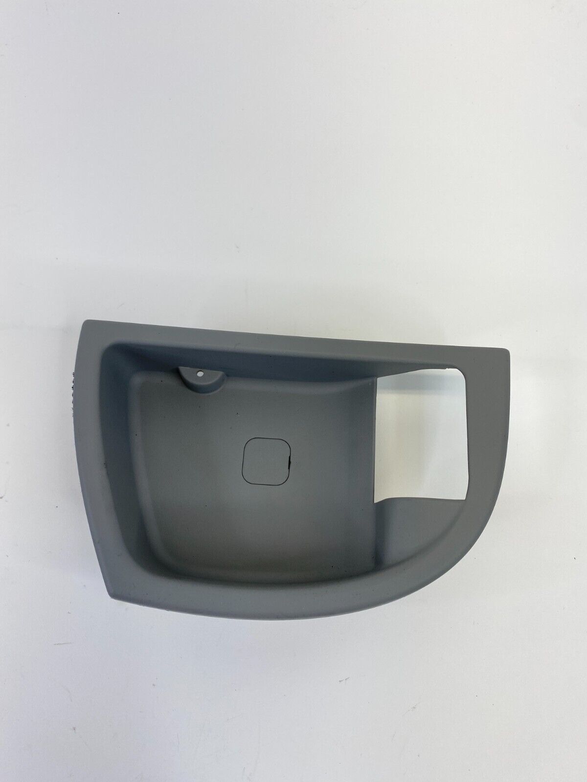 07-09 Hyundai Santa Fe Rear Right Side Inner Handle Bezel Cover Trim 83621-2B000