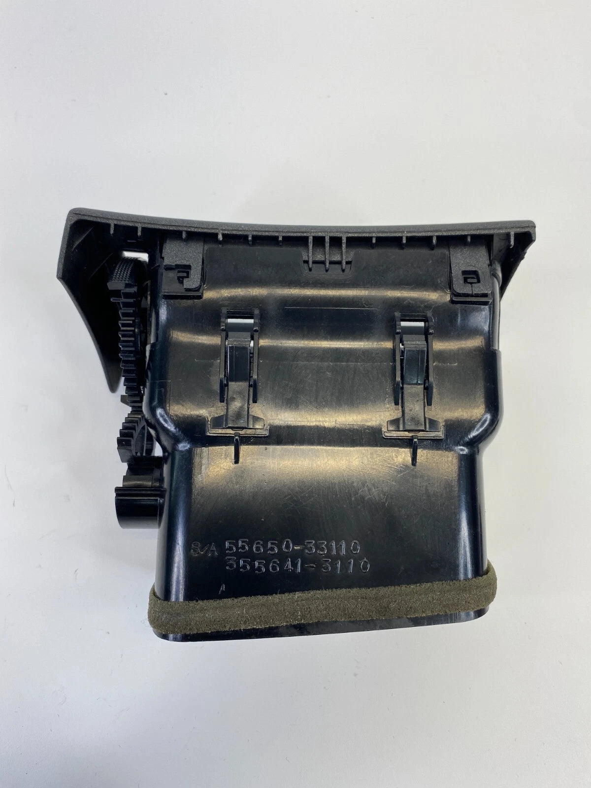 2002 2003 LEXUS ES300 DASH LEFT A/C AIR VENT GRILLE OUTER OUTLET 55650-33110