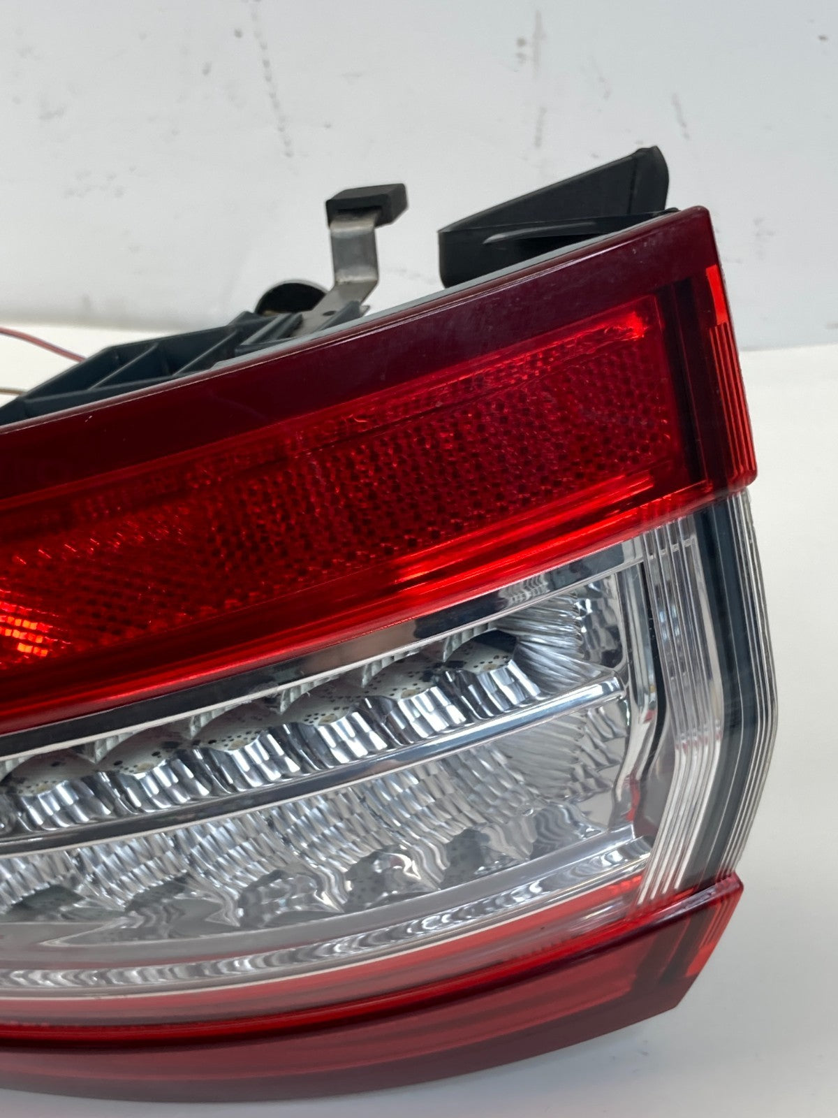 2013-2016 Ford Fusion Rear Right Outer Tail Light Taillight Lamp DS73-13404-AK