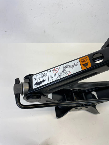 2013-2019 FORD ESCAPE EMERGENCY SPARE WHEEL TIRE LIFTING JACK TOOLS W /FOAM TRIM