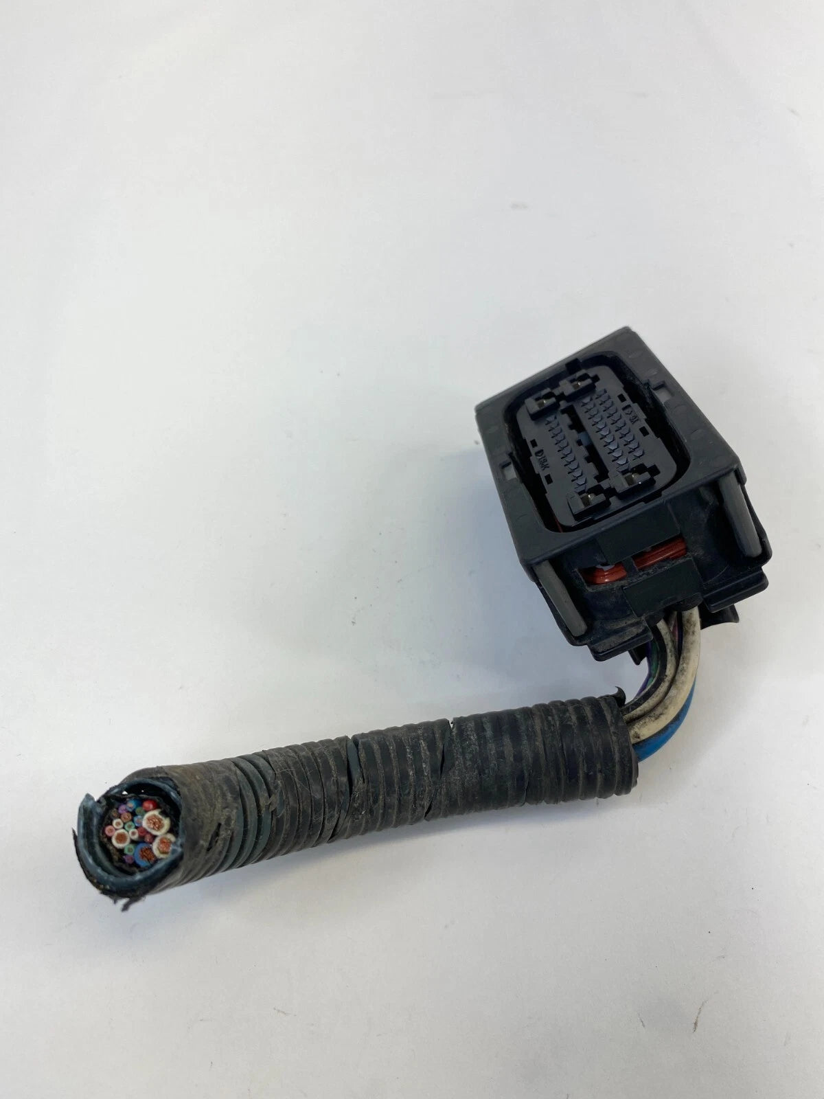 08 09 10 SCION XB ABS ANTI LOCK BRAKE PUMP PLUG CONNECTOR RELAY 82821-12570 OEM