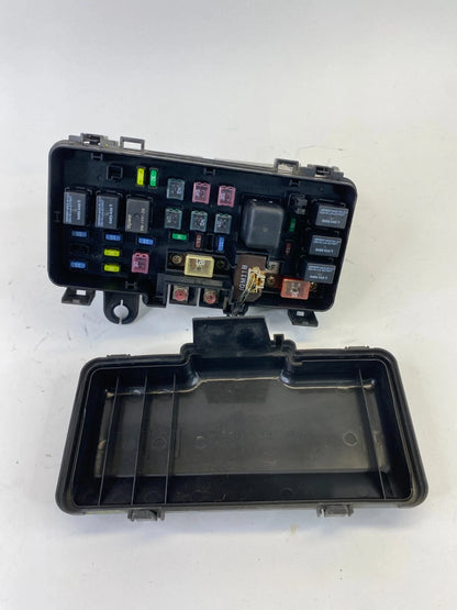 2001-2004 HONDA ODYSSEY 3.5L UNDER HOOD ENGINE FUSE RELAY BOX OEM S0X-A16B