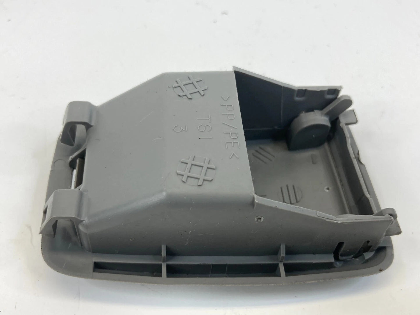 2002-2006 TOYOTA CAMRY SEDAN REAR SEAT CHILD RESTRAINT ANCHOR PLATE COVER TRIM