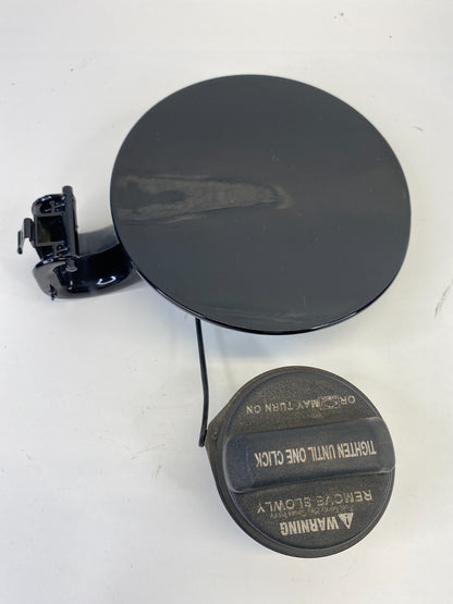 2011 12 13 14 2015 Kia Sorento Fuel Filler Door Gas Lid Cover w/ Cap OEM