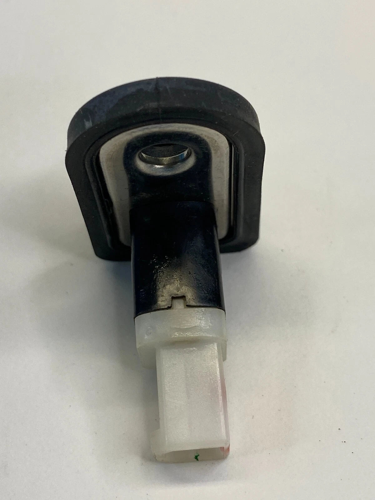 2007-2015 HYUNDAI SONATA 06-17 AZERA REAR RIGHT DOOR JAMB AJAR SWITCH SENSOR OEM