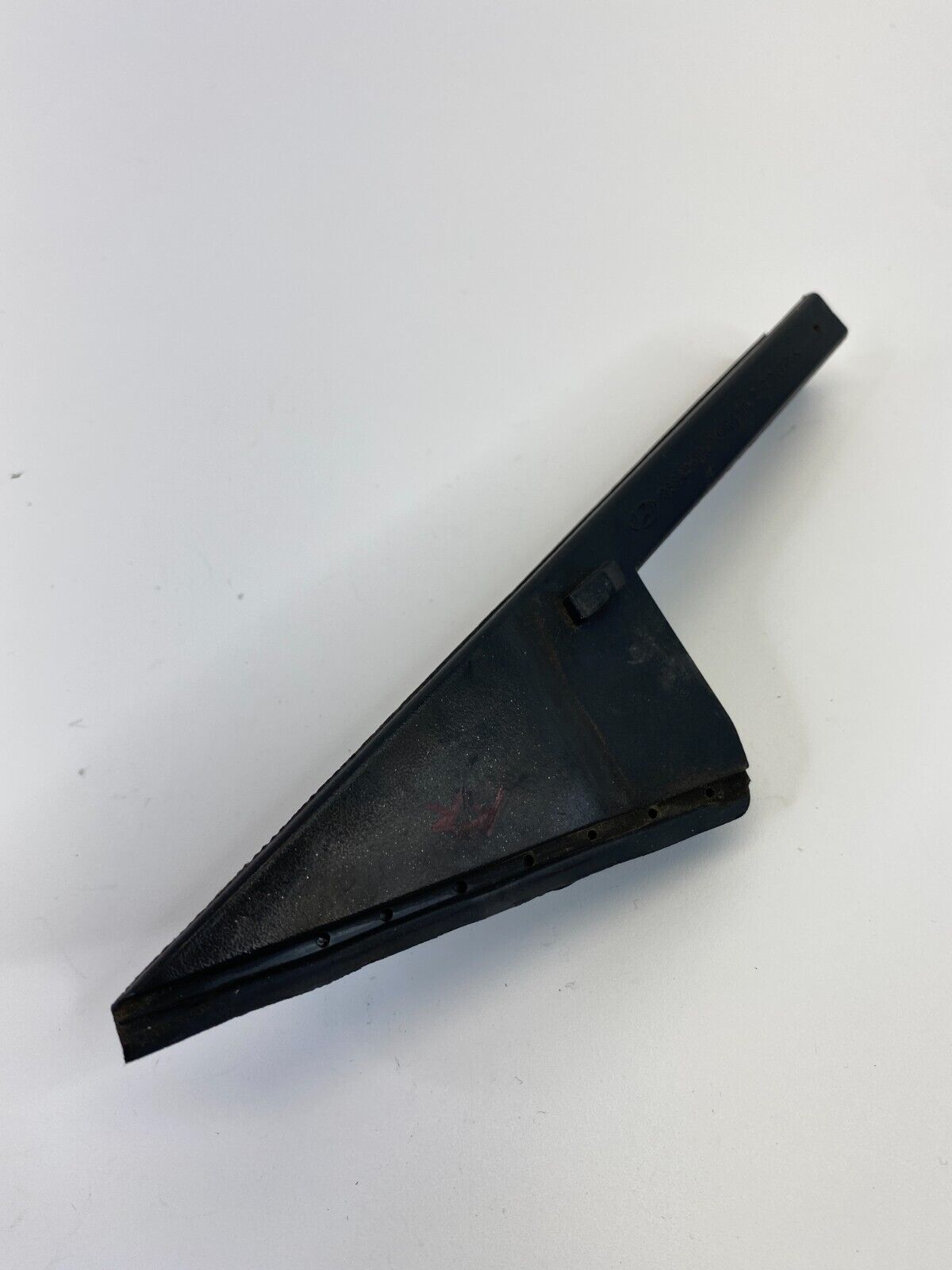 12-17 Hyundai Accent SEDAN Rear Right Door Exterior Corner Molding 83840-1R000