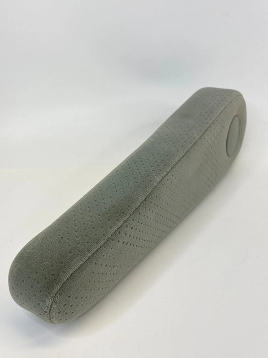 2005-2007 HONDA ODYSSEY FRONT RIGHT PASSENGER SIDE SEAT ARMREST ARM REST OEM
