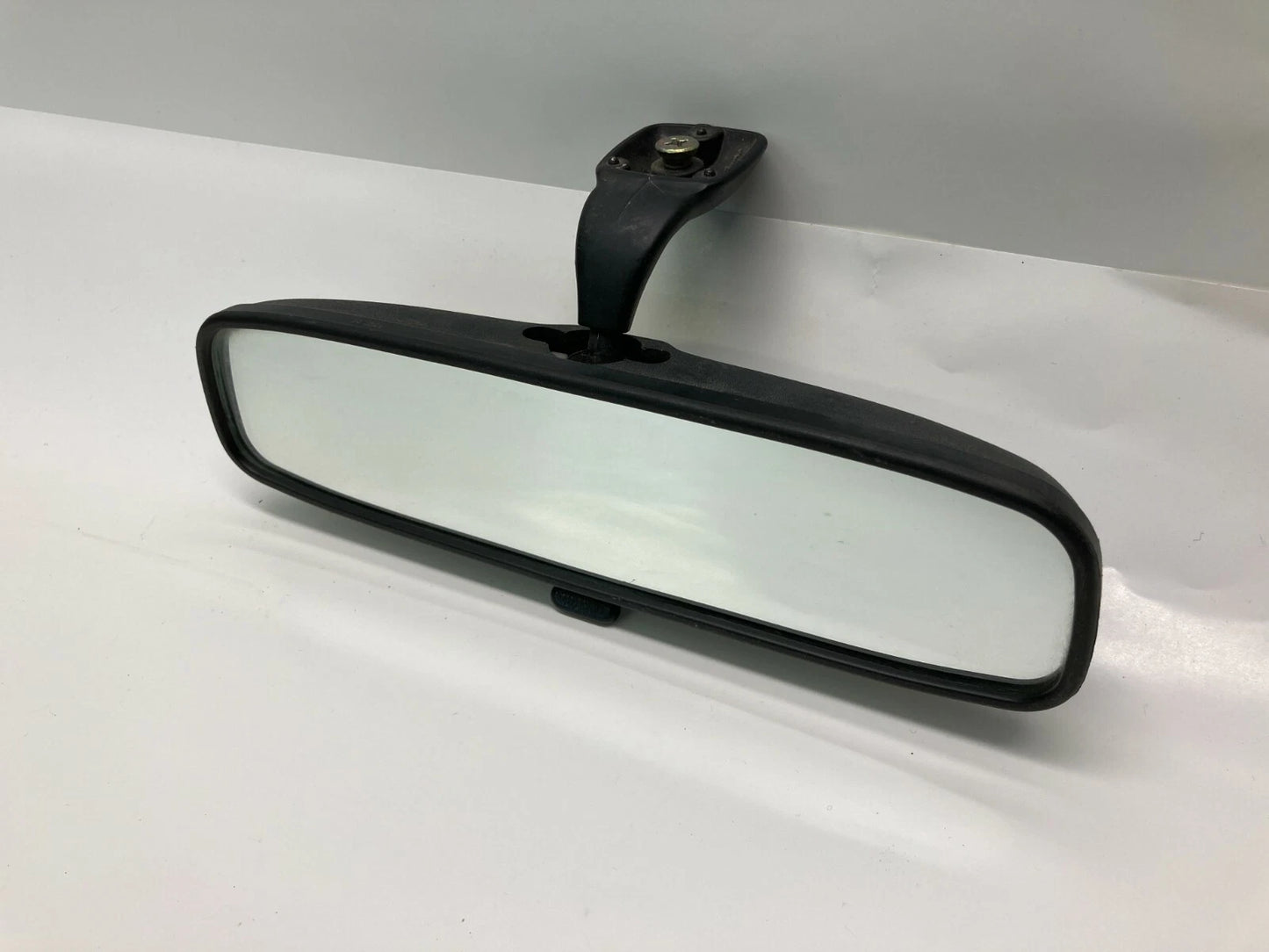 2002-2005 KIA SEDONA FRONT REAR VIEW INTERIOR MIRROR ASSEMBLY OEM E1346R-015006