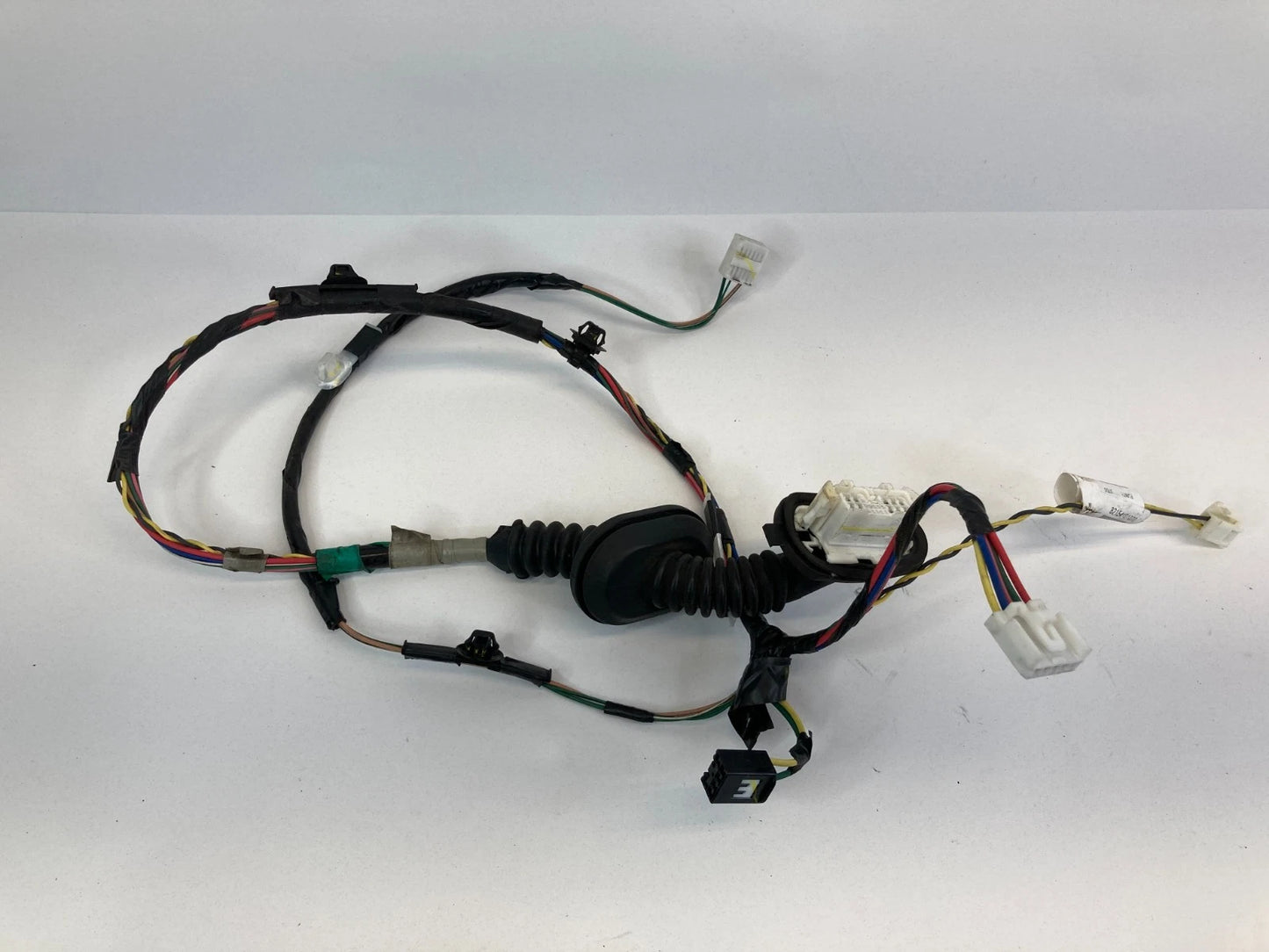 2009-2013 TOYOTA MATRIX REAR LEFT SIDE DOOR WIRE WIRING HARNESS 82154-01070 OEM