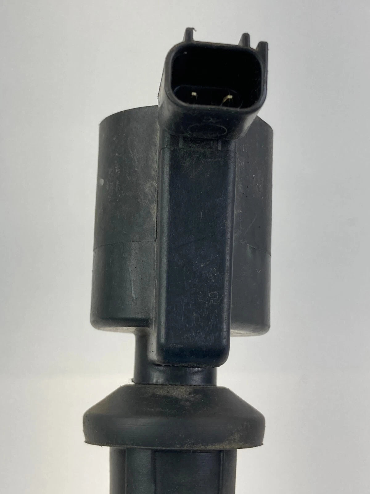 2005-2008 FORD ESCAPE 2.3L ENGINE IGNITION COIL IGNITER 4M5G-12A366-BC OEM
