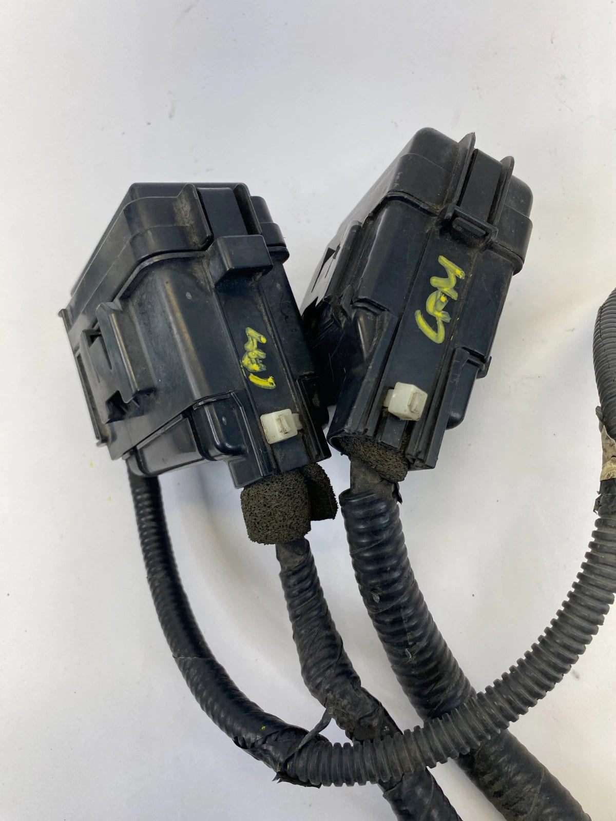 1999-2004 HONDA ODYSSEY UNDER HOOD AUXILIARY SMALL FUSE BOX RELAY MODULE OEM