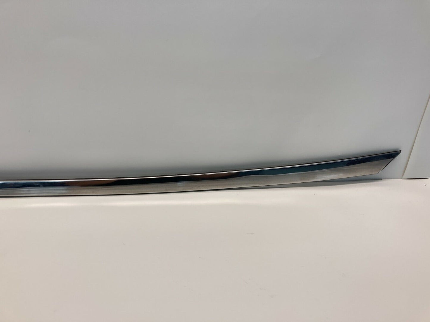 2012 12 Kia Optima Hybrid Sedan Exterior Rear Right Side Molding Trim Garnish