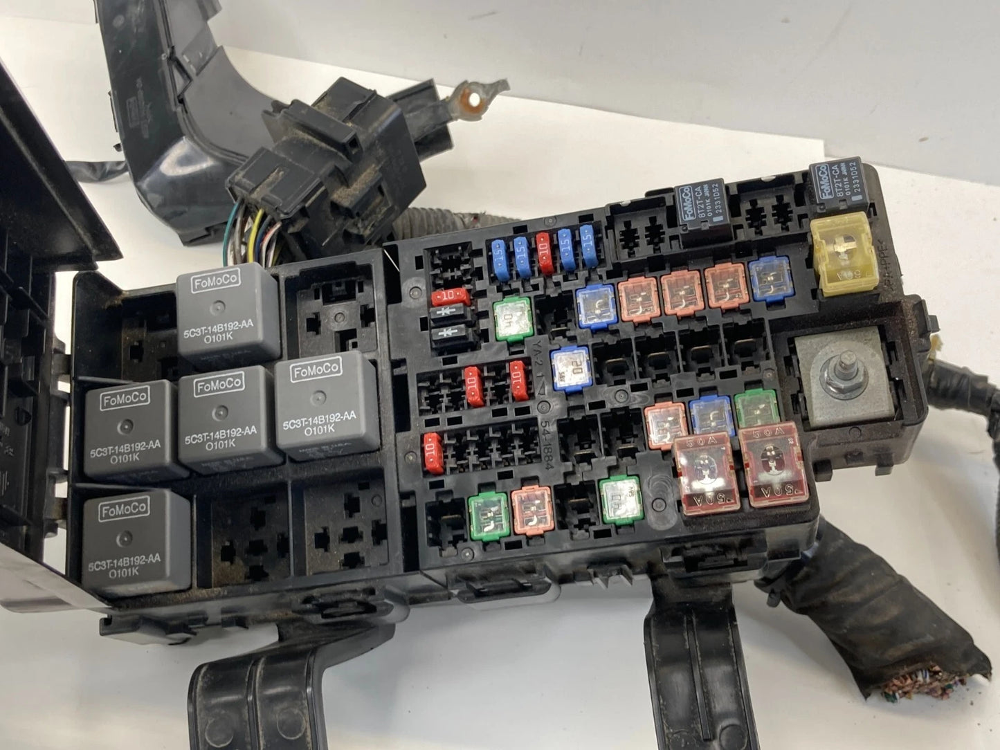 10-12 FORD FUSION 2.5L ENGINE COMPARTMENT FUSE RELAY JUNCTION BOX 6E5T14A003 OEM