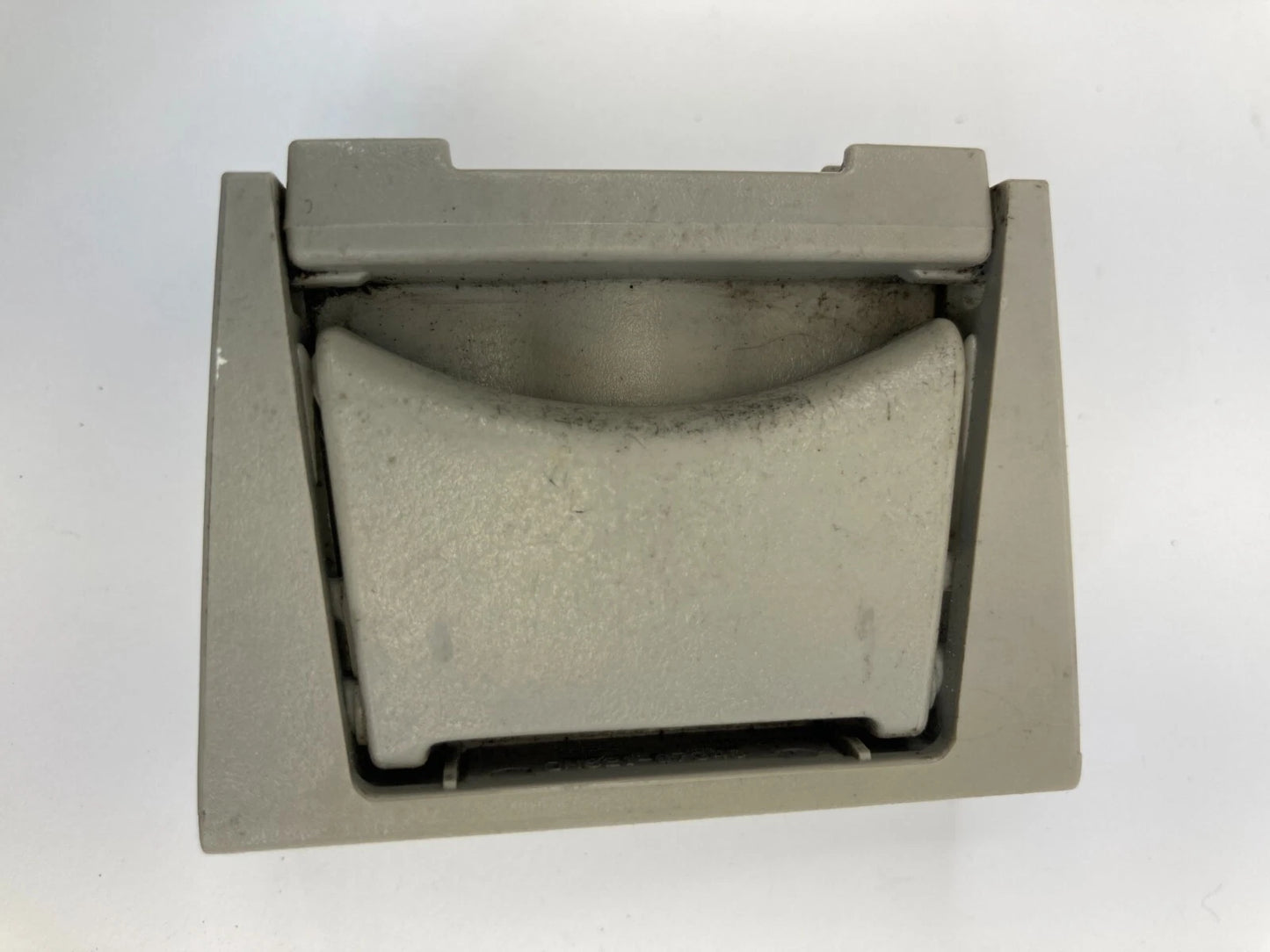 09-13 TOYOTA COROLLA CENTER CONSOLE CUP HOLDER INSERT DIVIDER OEM 5562002140