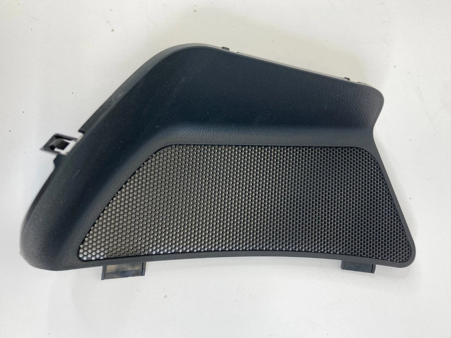 2007-2012 MAZDA CX-7 REAR RIGHT SIDE INNER TAIL LIGHT ACCESS COVER EG2168853 OEM