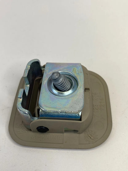 09 10 BMW 535i XDRIVE 4DR REAR DECK CHILD SEAT HOOK ANCHOR COVER OEM 108625-10