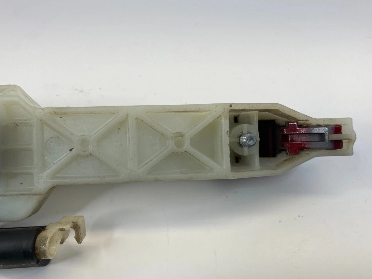 2010-2013 KIA FORTE SEDAN REAR RIGHT EXTERIOR OUTER DOOR HANDLE ASSEMBLY OEM