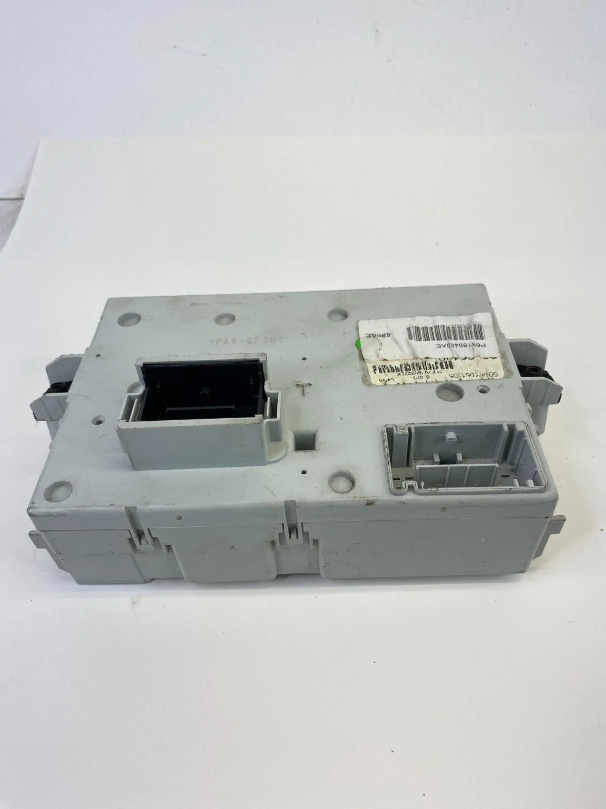 2013 DODGE DART BODY CONTROL MODULE UNIT FUSE BOX BCM BCU 68189480AE OEM