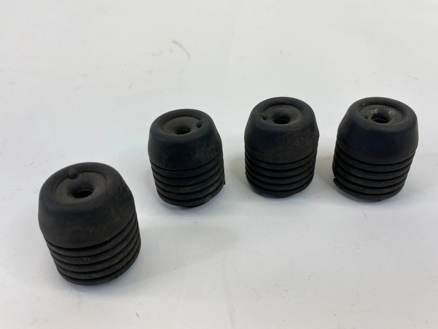 2007-2009 HYUNDAI SANTA FE FRONT HOOD STOPPER ADJUSTMENT RUBBER SET OF 4