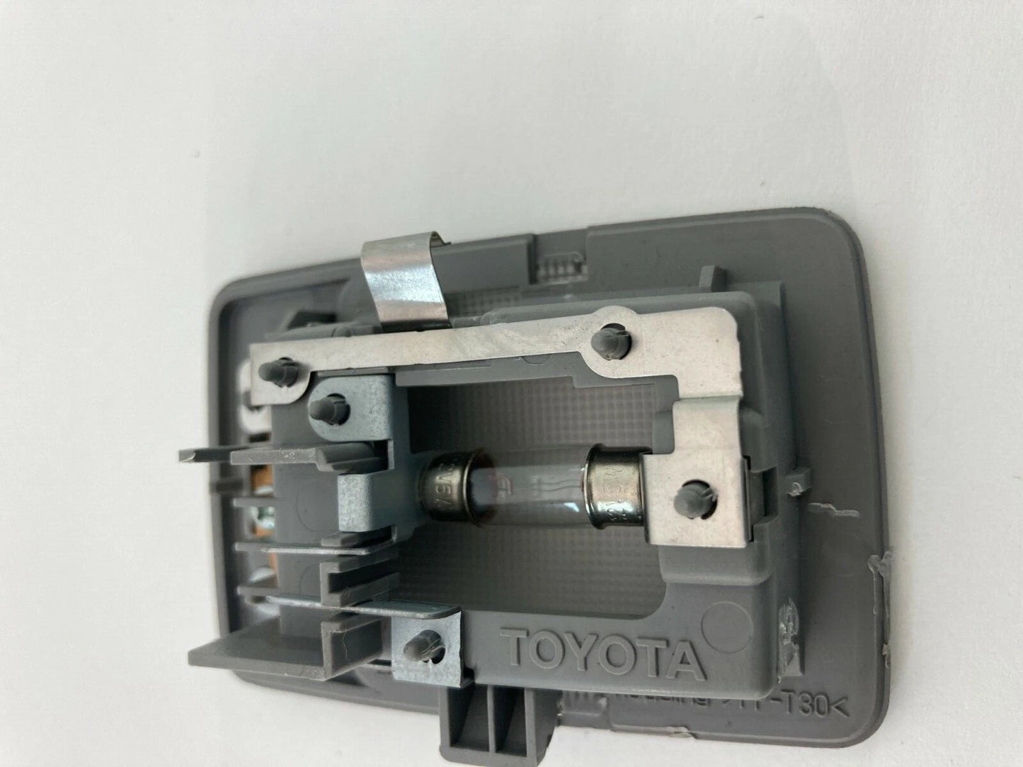 04 05 06 07 08 09 TOYOTA PRIUS INTERIOR ROOF DOME MAP LIGHT LAMP OEM