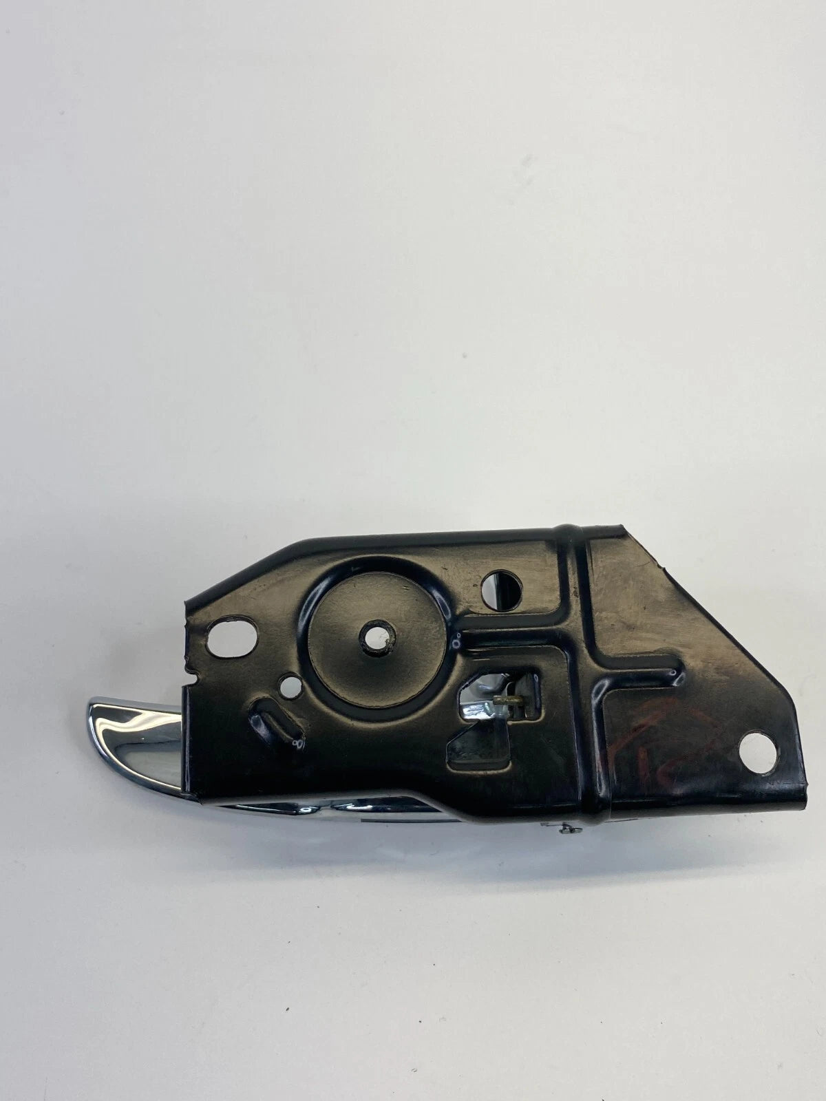 2002-2005 HYUNDAI SONATA REAR LEFT BACK SIDE INTERIOR DOOR HANDLE OEM