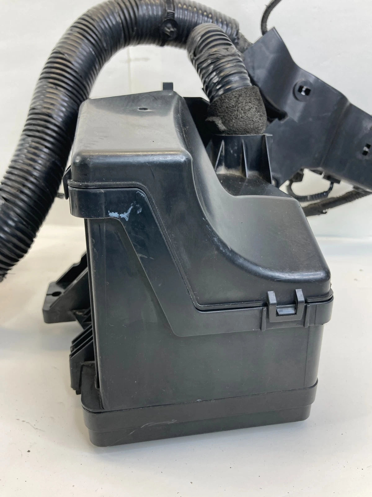 2007-2013 ACURA MDX ENGINE BAY POWER DISTRIBUTION CENTER FUSE BOX OEM