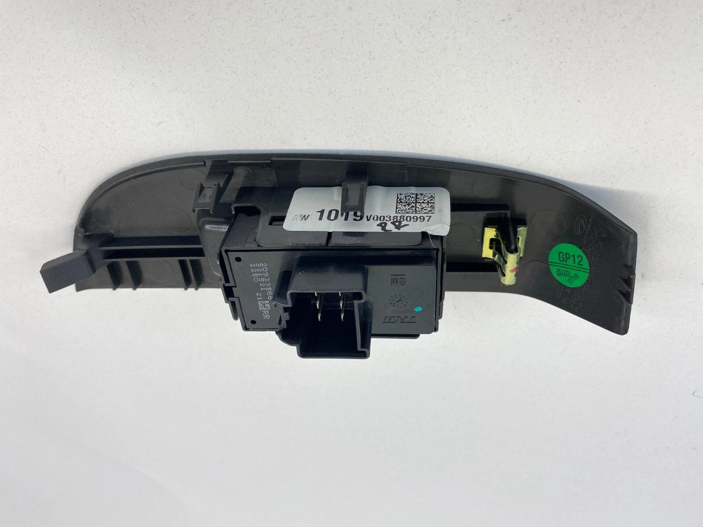 2013-2015 CHEVROLET MALIBU REAR RIGHT DOOR WINDOW SWITCH BEZEL 20933566 OEM