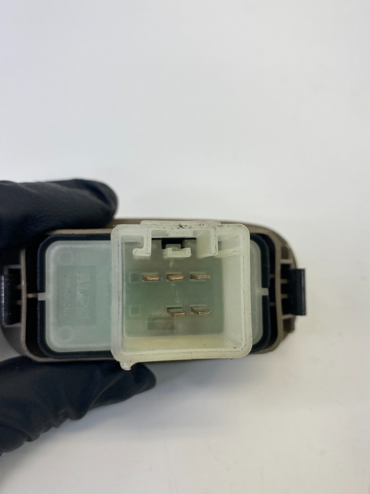 2001-2007 Ford Escape Rear Right Passenger Side Door Window Control Switch