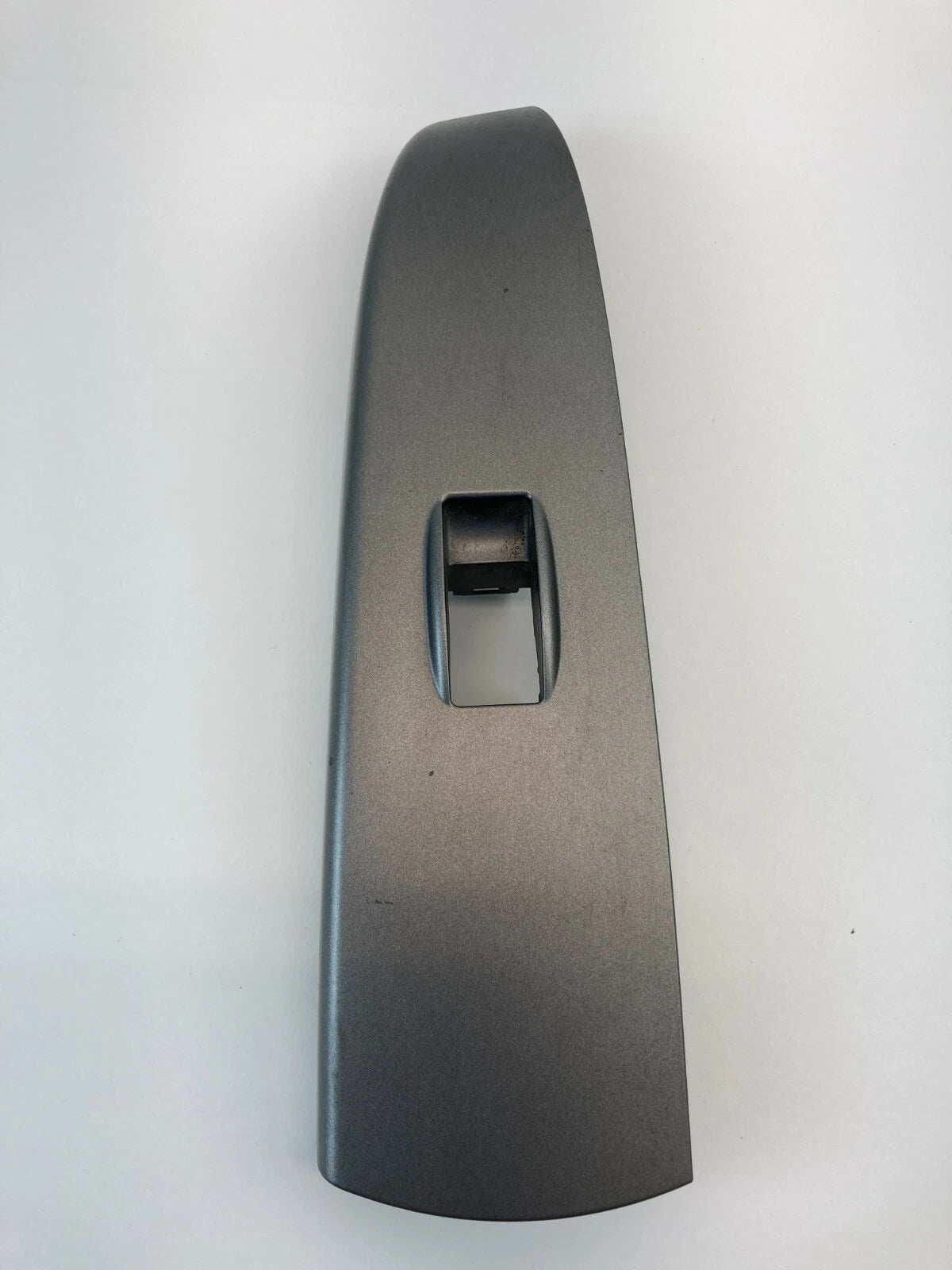 04-09 TOYOTA PRIUS REAR RIGHT DOOR WINDOW CONTROL SWITCH COVER BEZEL 74271-47050
