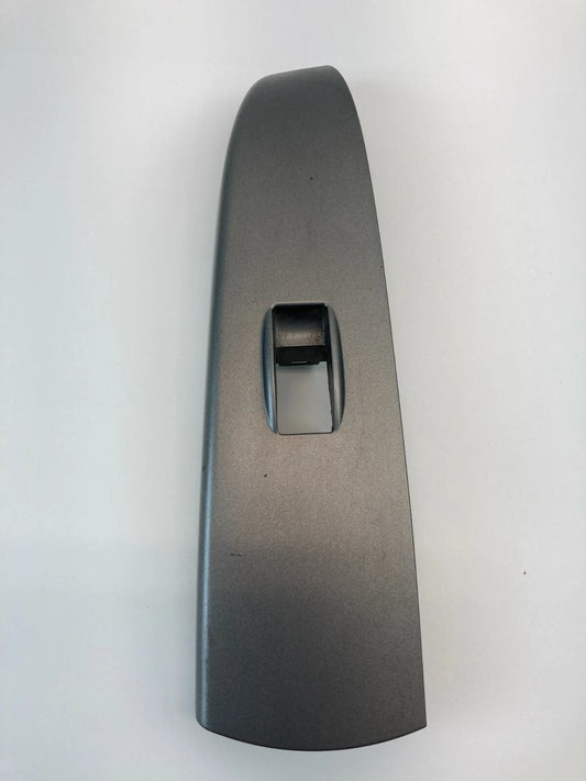 04-09 TOYOTA PRIUS REAR RIGHT DOOR WINDOW CONTROL SWITCH COVER BEZEL 74271-47050