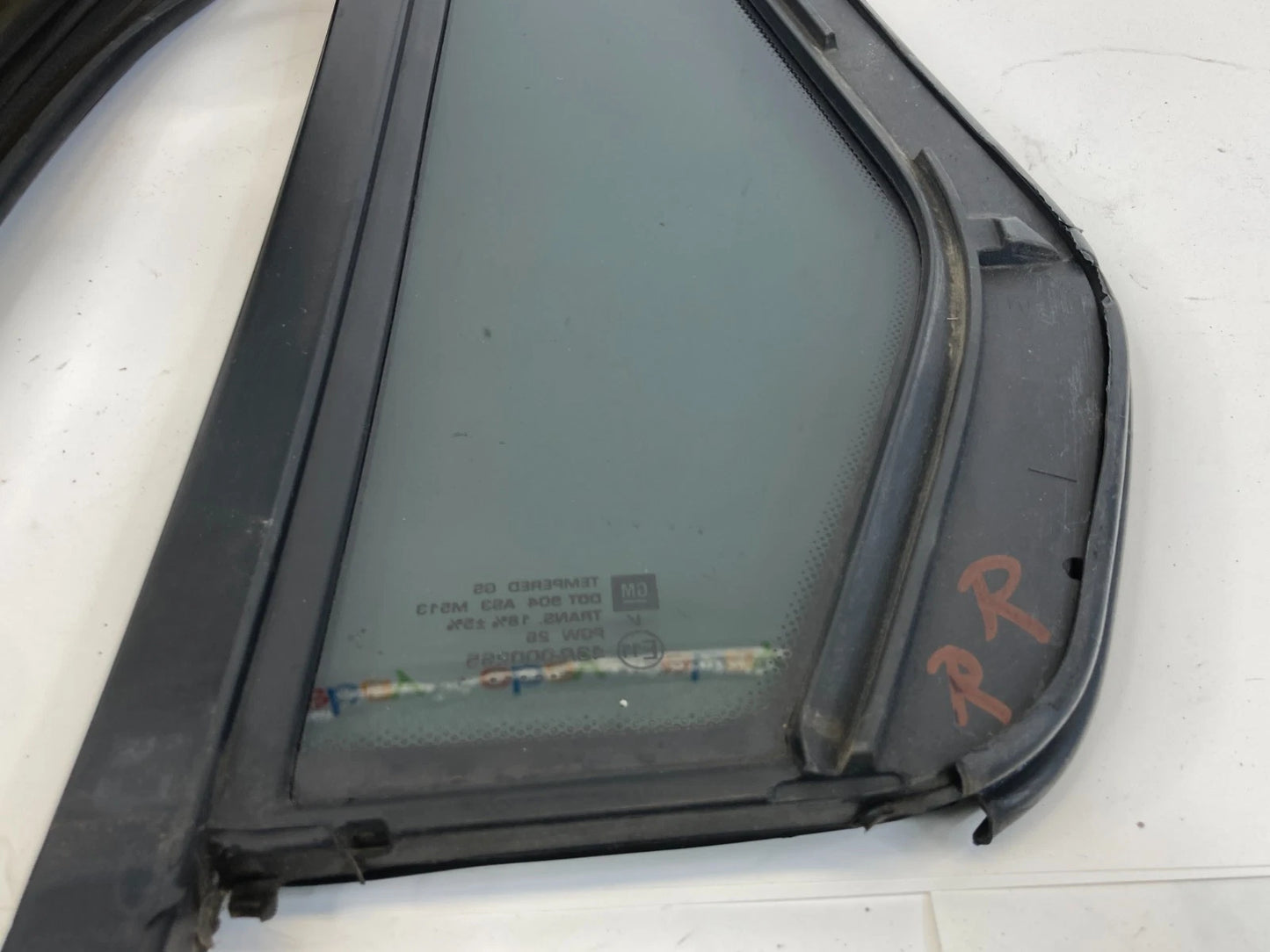 2010-2017 GMC Terrain Rear Right Side Door Vent Window Glass E1143R-000265