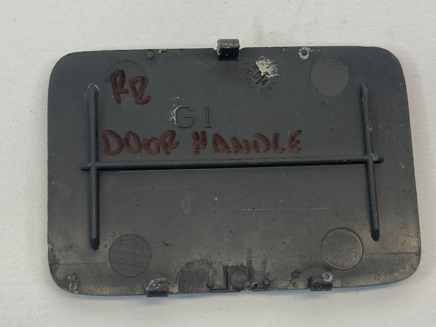 2003 04 2005 Honda Pilot Rear Right Side Inner Door Handle Screw Bezel Trim Cap