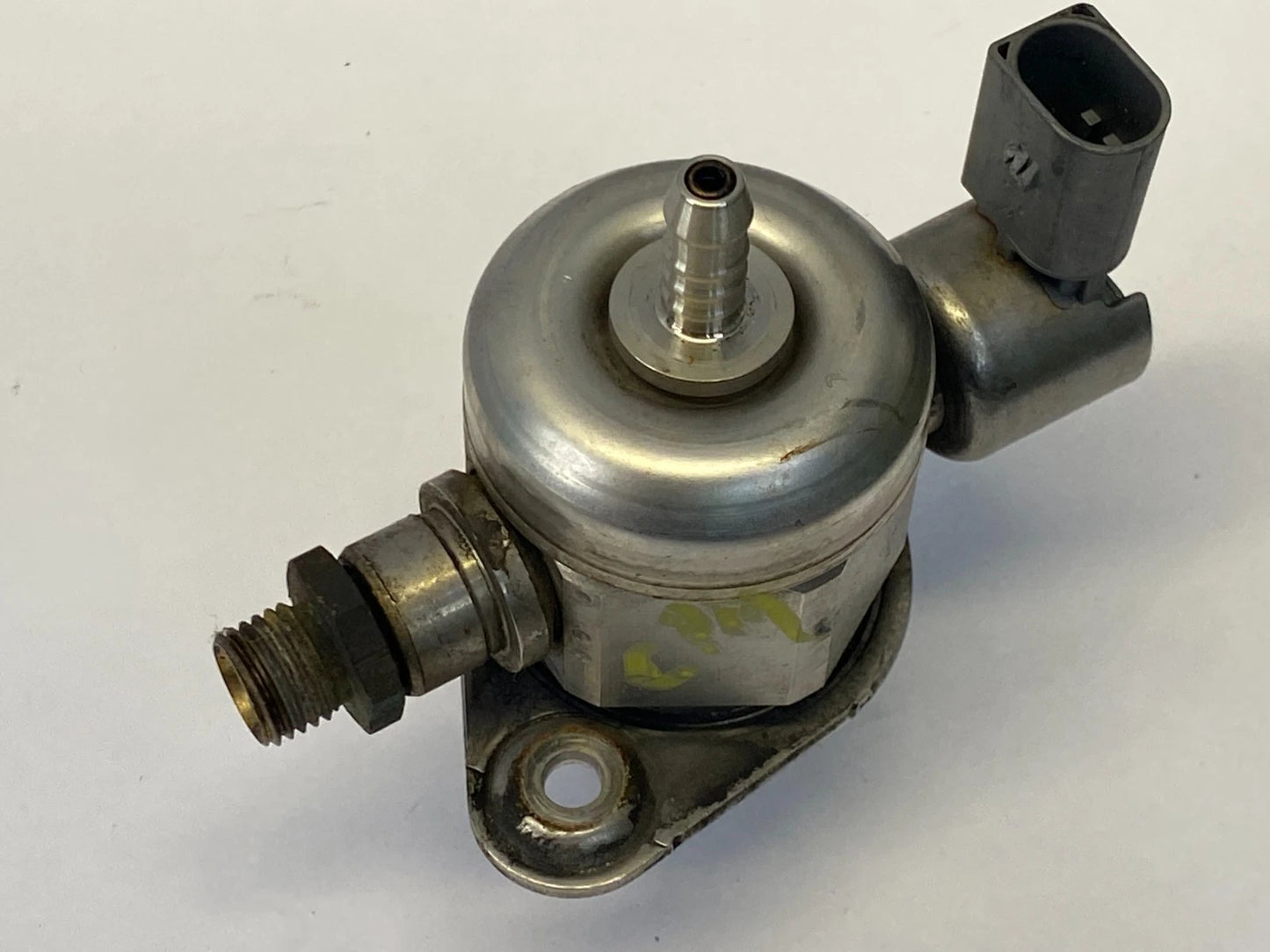 2010-2017 VOLKSWAGEN CC 2.0L L4 TURBO ENGINE HIGH PRESSURE FUEL PUMP 06H127025N