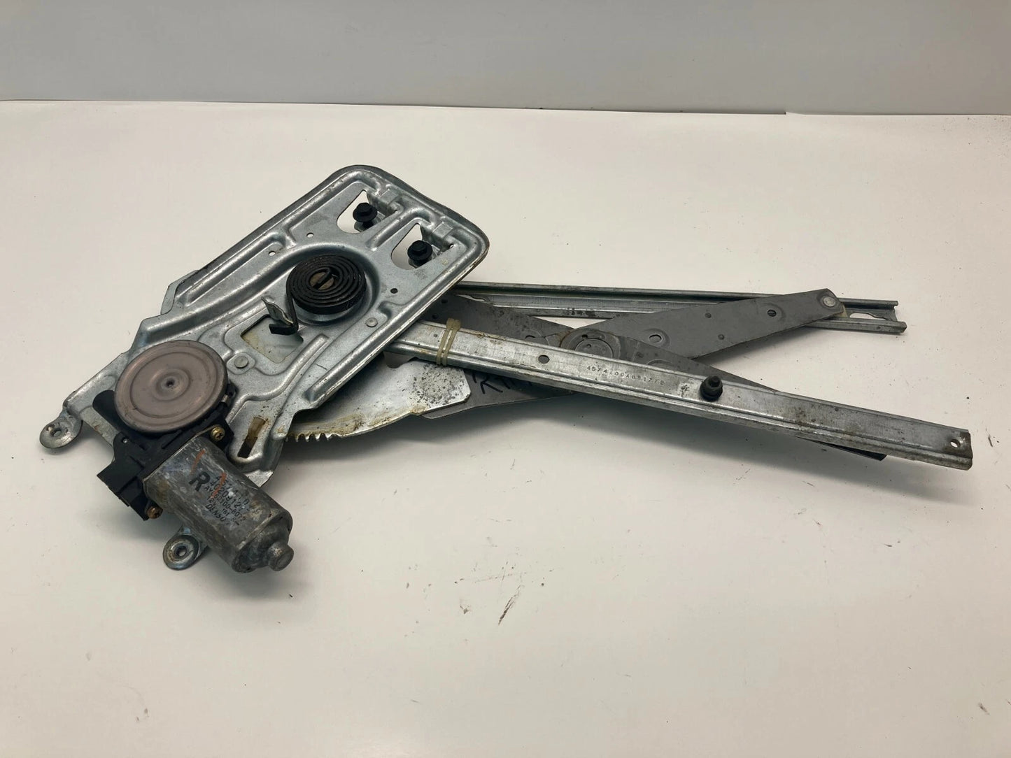 98-01 CHRYSLER CONCORDE 99-01 LHS FRONT RIGHT PASSENGER SIDE WINDOW REGULATOR