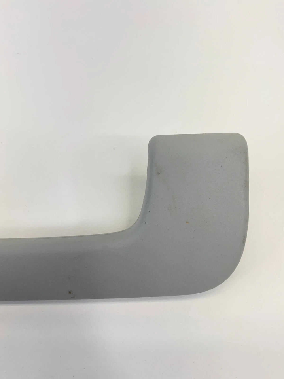 2006-2013 AUDI A3 REAR LEFT DRIVER SIDE ROOF GRAB HANDLE ASSIST 8P0-857-607 OEM