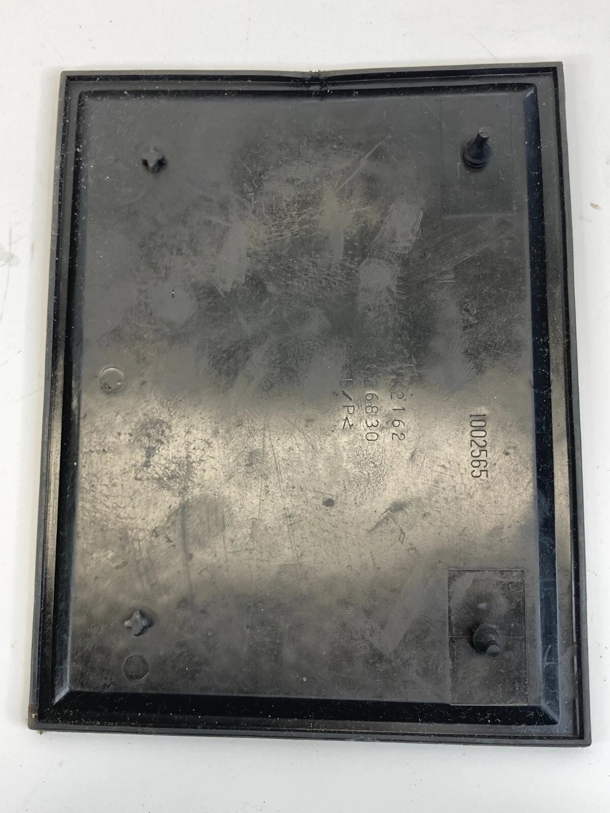 04-08 PONTIAC GRAND PRIX CENTER CONSOLE STORAGE RUBBER MAT INSERT OEM 100256