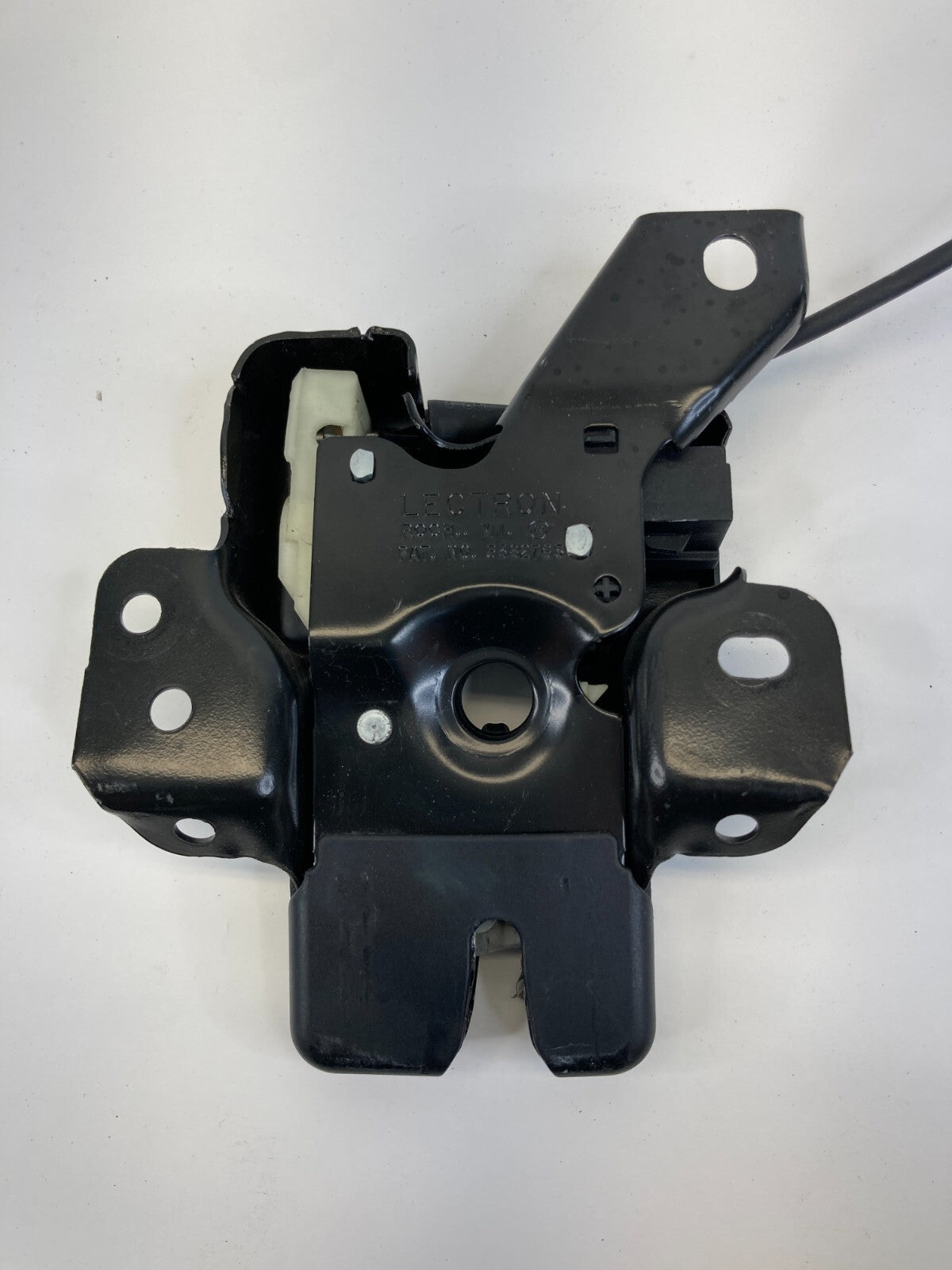 00 01 02 03 04 Jaguar S-type Rear Trunk Latch Lock Actuator Release OEM