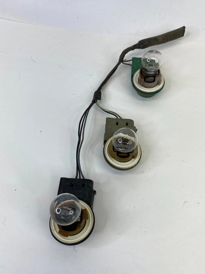 2008-2012 FORD ESCAPE REAR TAIL LIGHT TAILLIGHT TAILLAMP WIRE WIRING HARNESS OEM