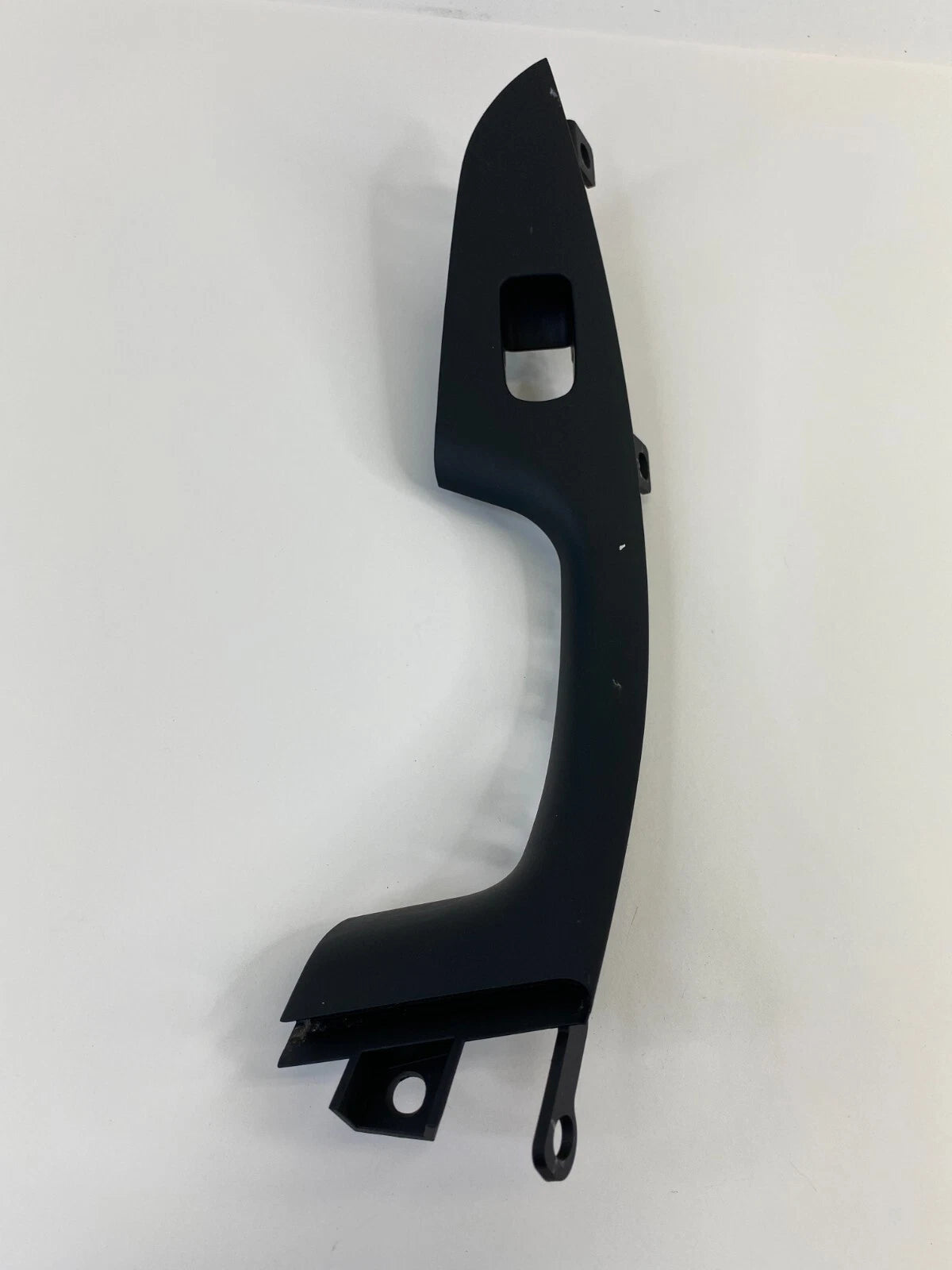2014-2016 HYUNDAI ELANTRA BACK REAR LEFT SIDE DOOR WINDOW SWITCH TRIM BEZEL OEM