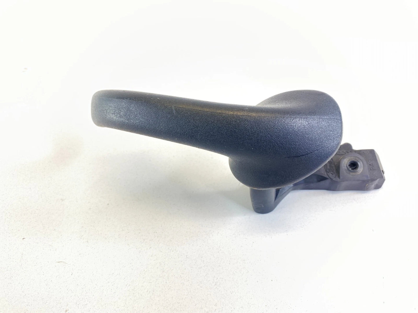 1997-2002 FORD EXPEDITION REAR RIGHT PASSENGER SIDE INNER DOOR HANDLE ASSEMBLY