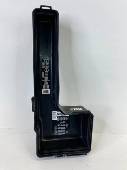 2002 2003 2004 TOYOTA AVALON ENGINE COMPARTMENT FUSE BOX RELAY JUNCTION BLOCK