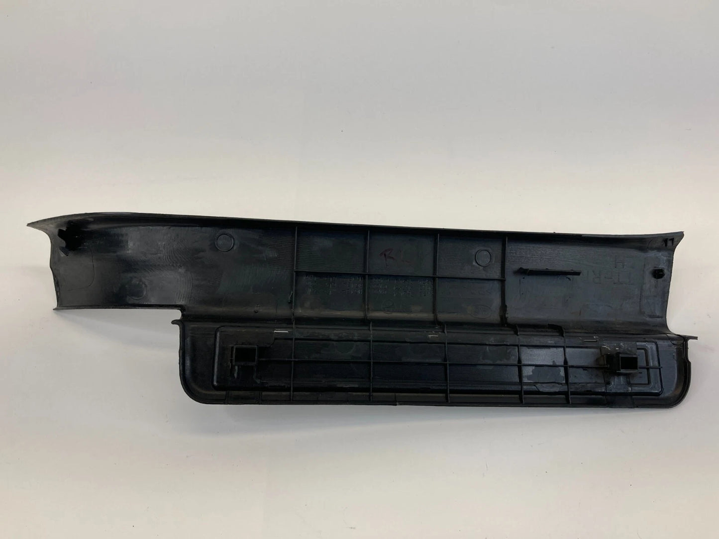 03-05 NISSAN MURANO REAR LEFT SIDE DOOR SILL SCUFF STRIP PLATE 76954-CA002 OEM