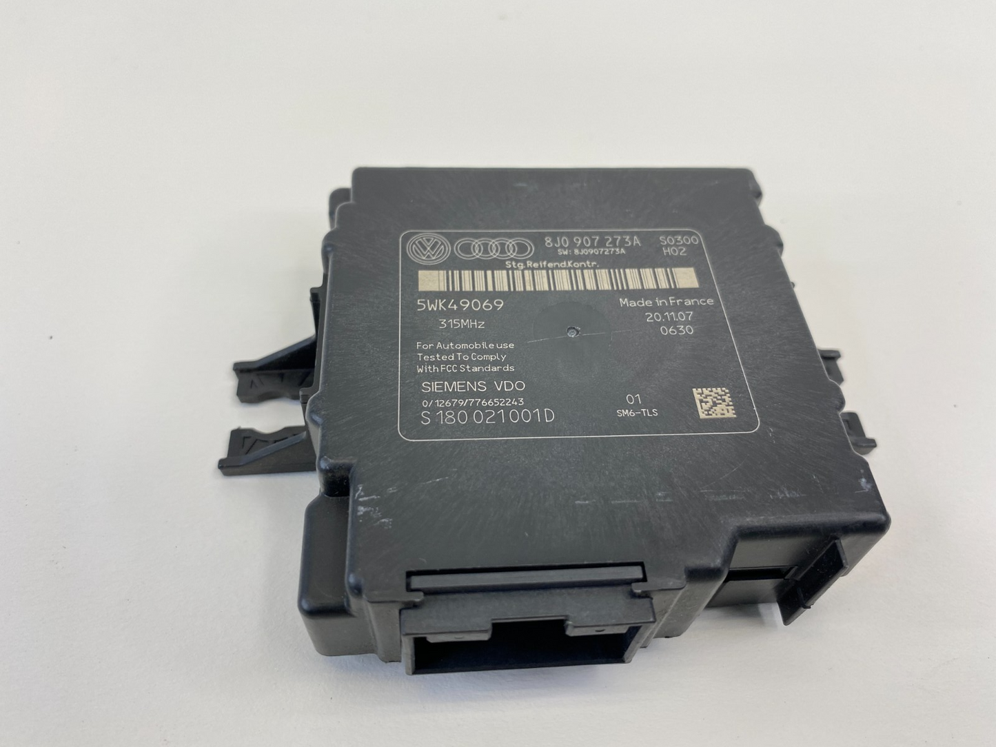 06-13 Audi A3 2.0L L4 Tire Pressure Monitor Control Module Unit TPMS 8J0907-273A