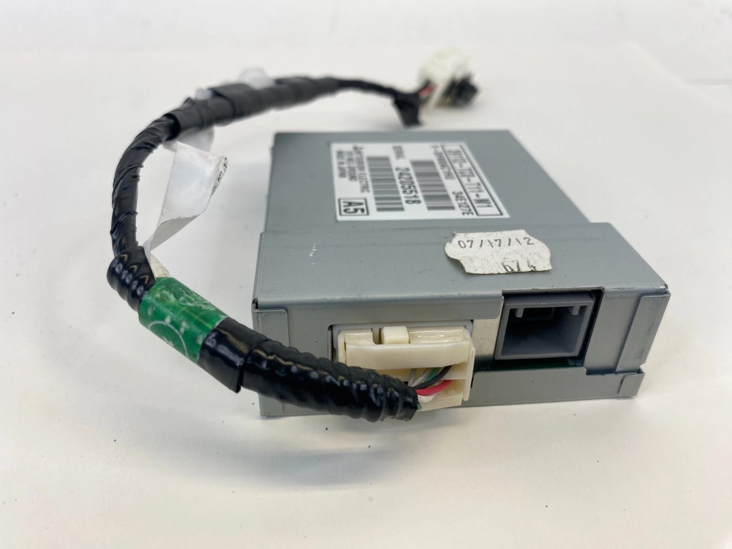 2008-2012 Honda Accord USB Adapter Control Module 39113-TC0-T11-M1 OEM