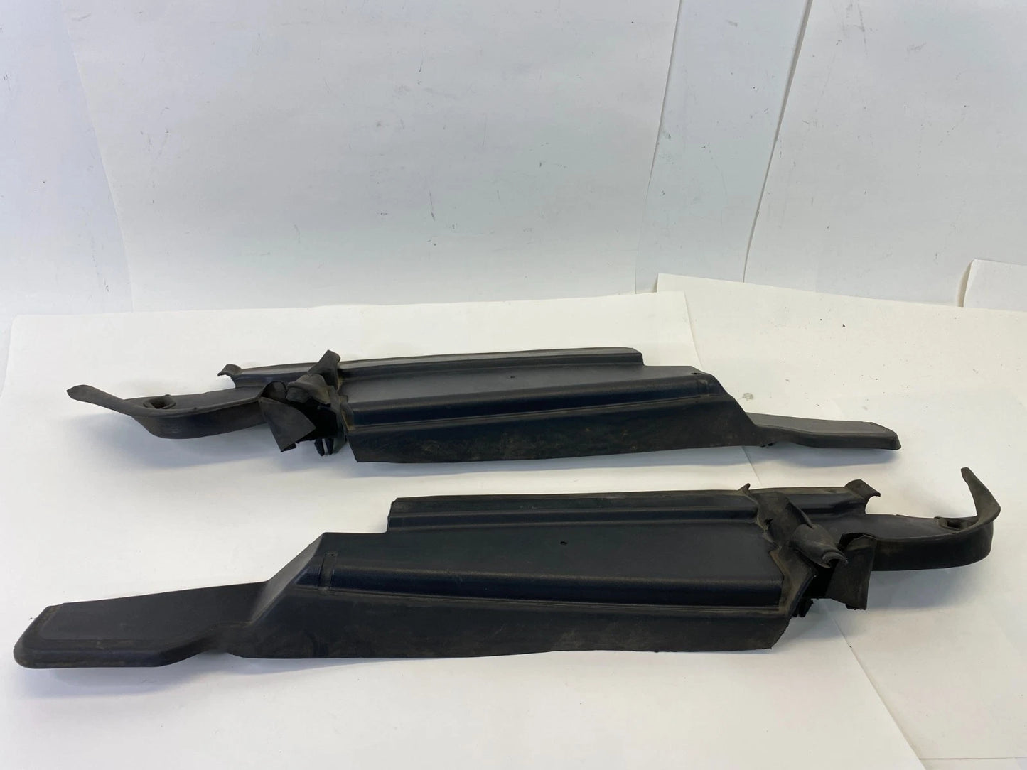 2011-2019 FORD EXPLORER FRONT LEFT & RIGHT FENDER UPPER LEDGE TRIM LEDGE COVER